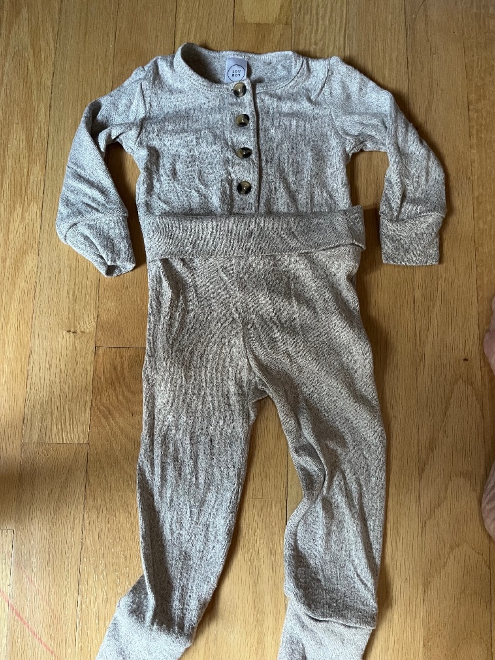 Lou Lou and Company 2 piece set in cream color size 6-12 months